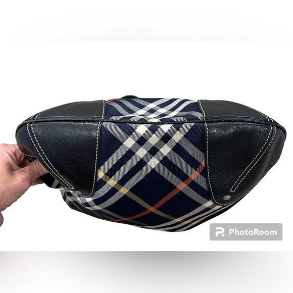 Burberry Blue Plaid Shoulder Bag w/COA - Picture 4 of 11